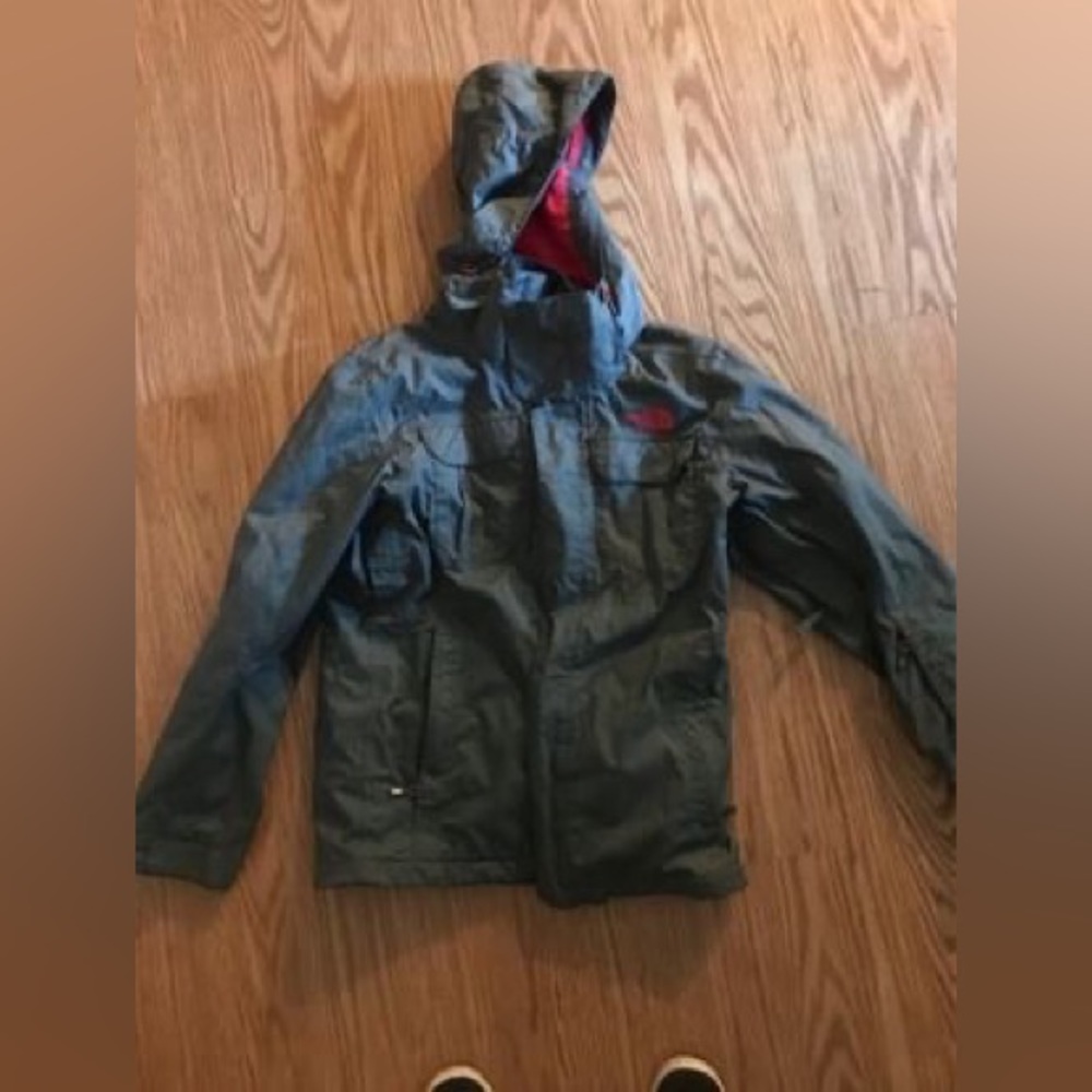 North face mens hooded weatherproof jacket size small